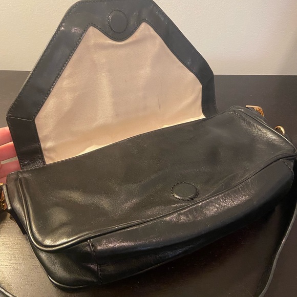 Tory Burch black & gold purse. excellent condition. w/ original dust bag. - Picture 4 of 9